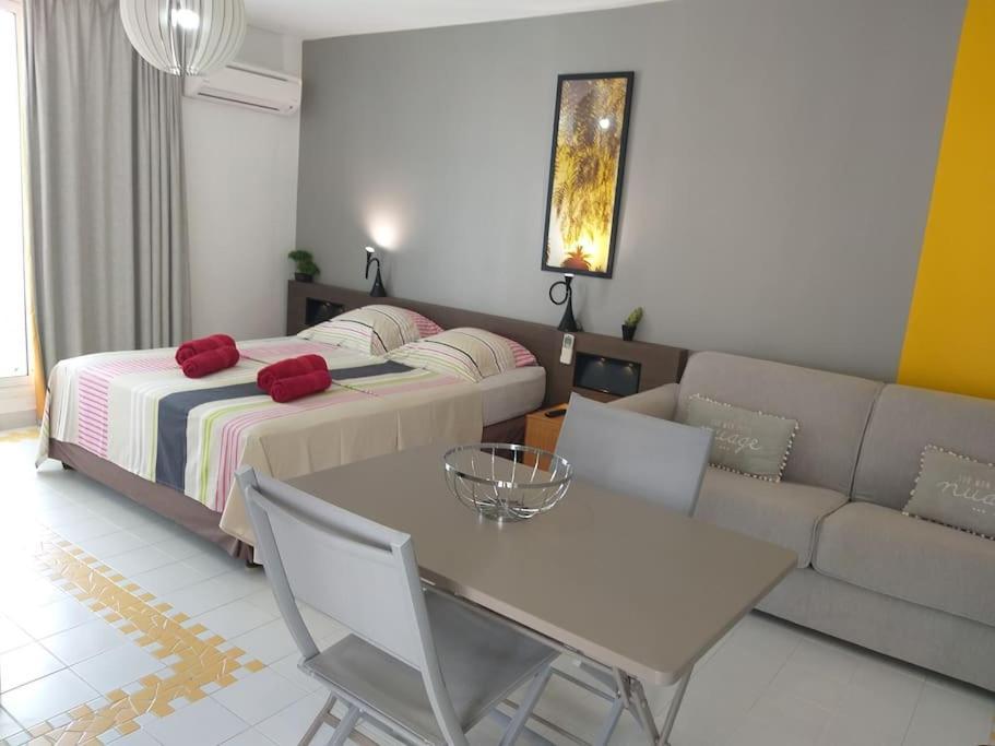 Manganao - Studio De Charme & Acces Plage Saint-Francois  Exterior foto